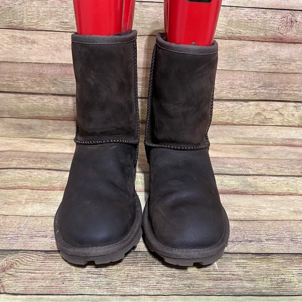 Ugg Brown Mocha Leather Classic Short Boots